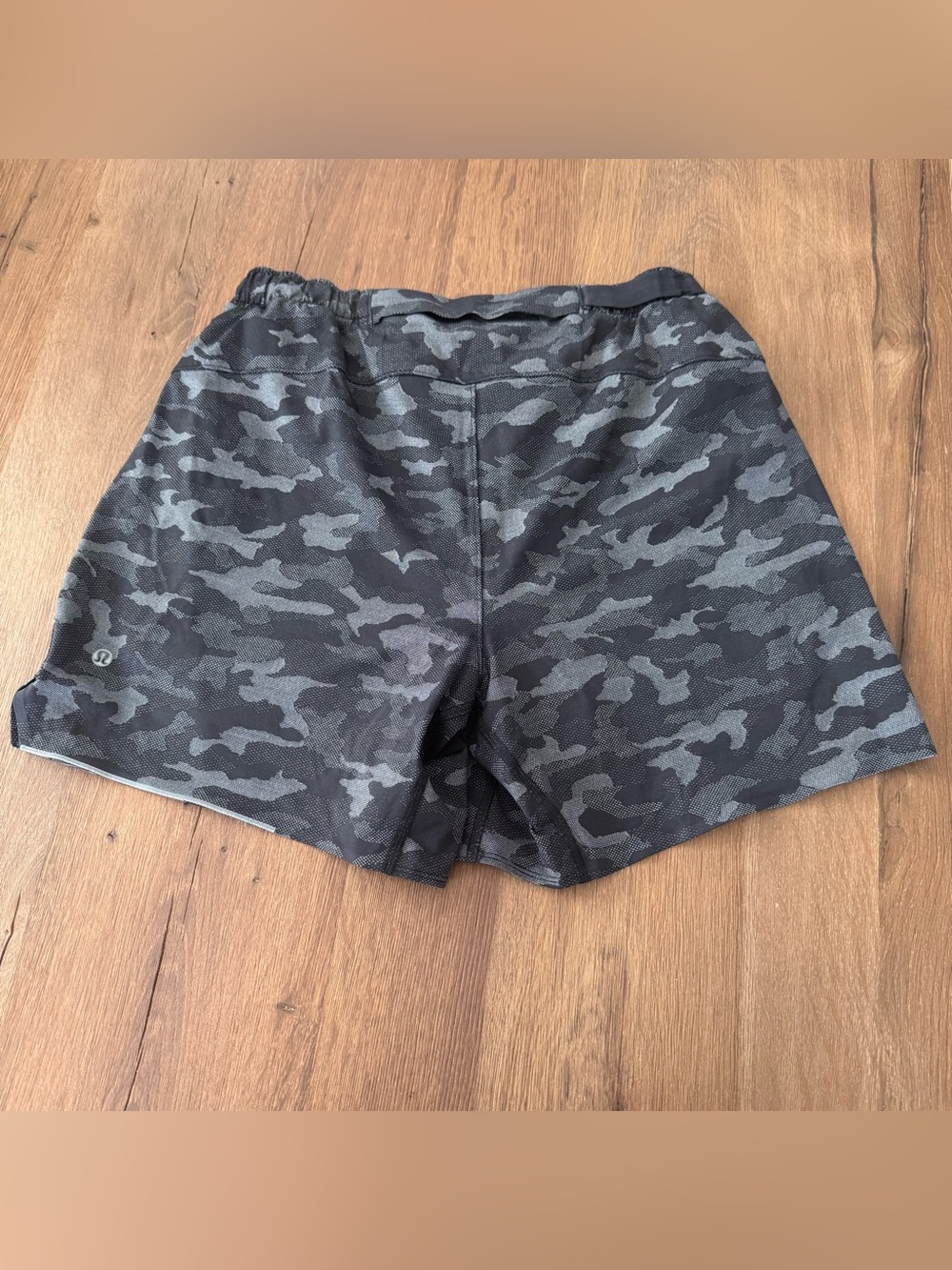 Lululemon Athletica Men's Surge 6” shorts with liner - Picture 2 of 5